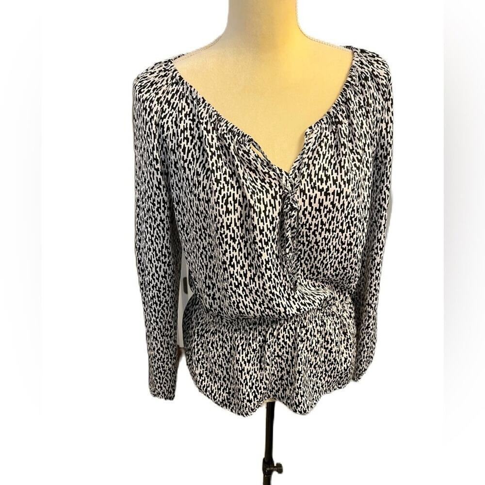 Ellen Tracy Womens Black White Abstract Print Silky Blouse Top XS